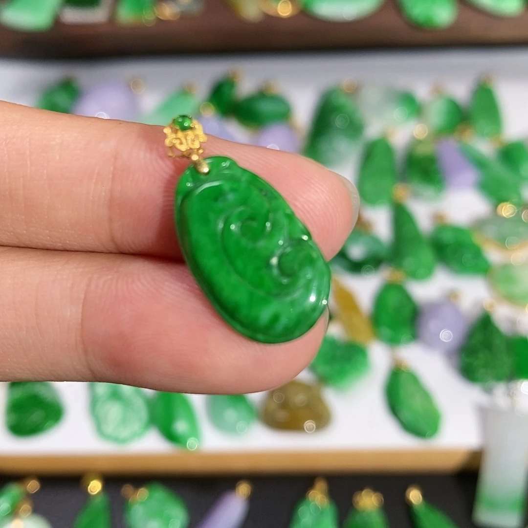 翡翠吊坠(不含链)18K金镶嵌高**务