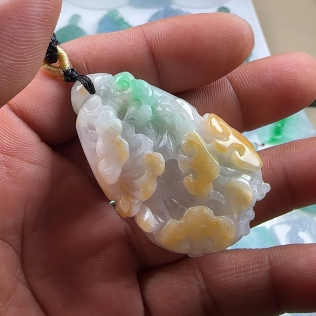 【闪购商品】翡翠挂件未镶嵌真*