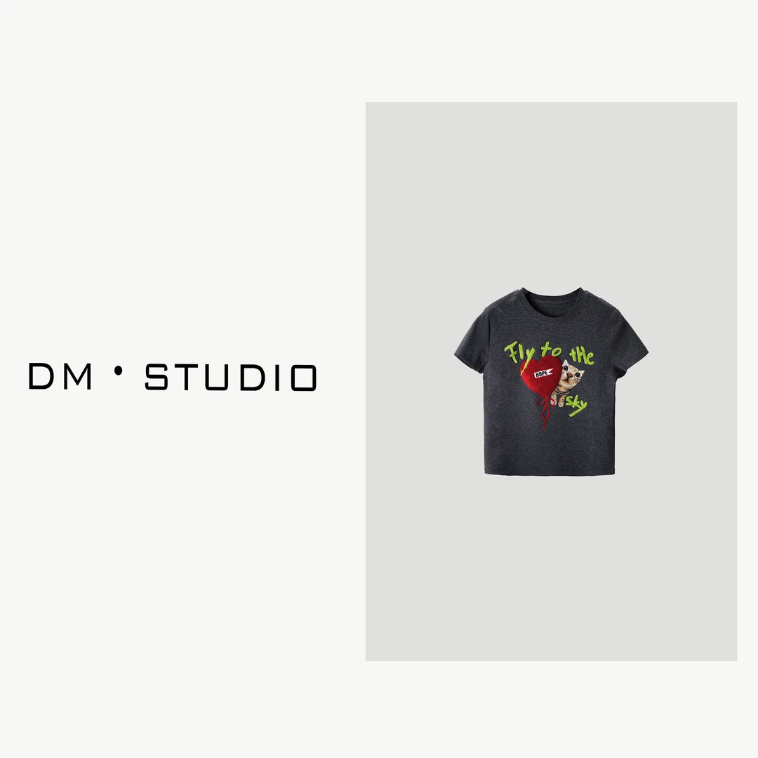 DEDM-DM•STUDIO/减龄立体绣花卡通小猫圆领短袖上衣T恤（24GT5198）