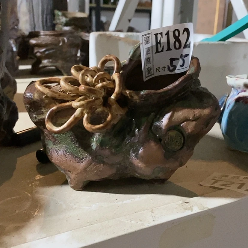 【闪购商品】紫砂花盆雅*