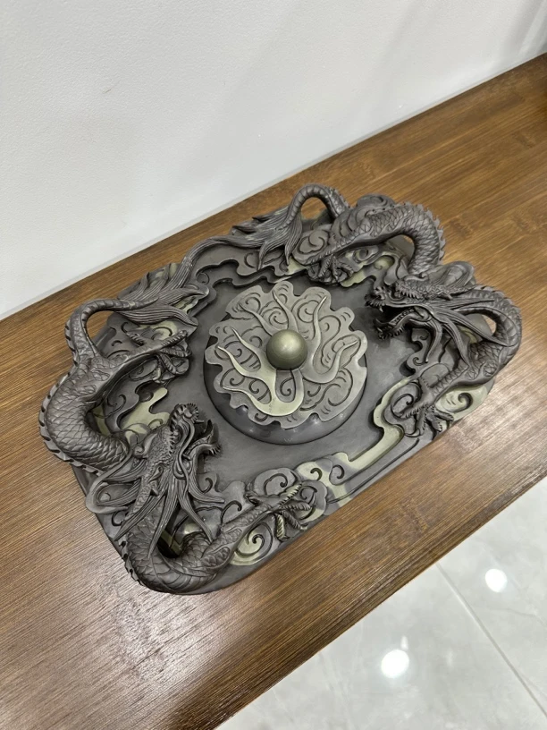 精品易砚而龙戏珠