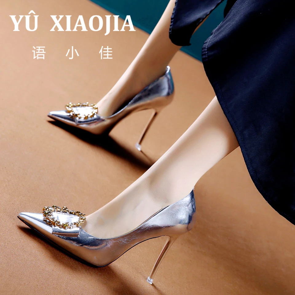 9CM[已开价]职业OL软皮金属方扣秋季细跟单鞋女尖头高跟鞋8065-23