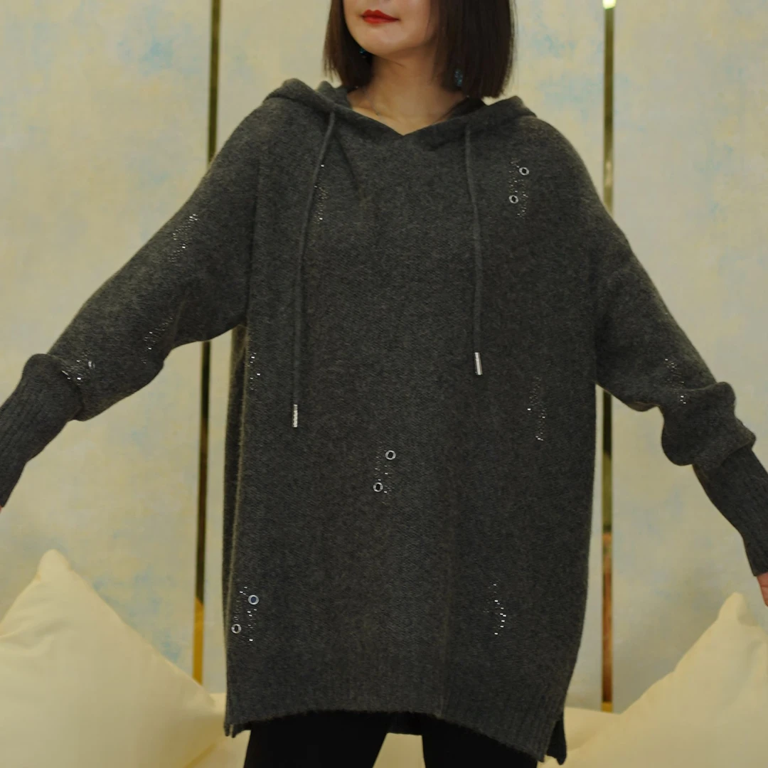 时尚洋气高级感简约连帽上衣2024冬季新款微胖女装显瘦百搭毛衣
