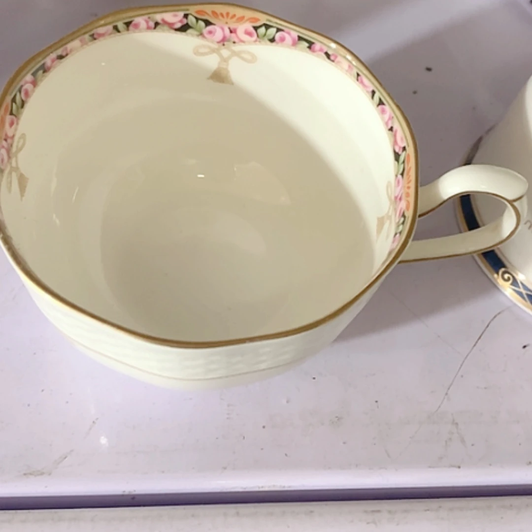 【闪购商品】密胺瓷片寒****人