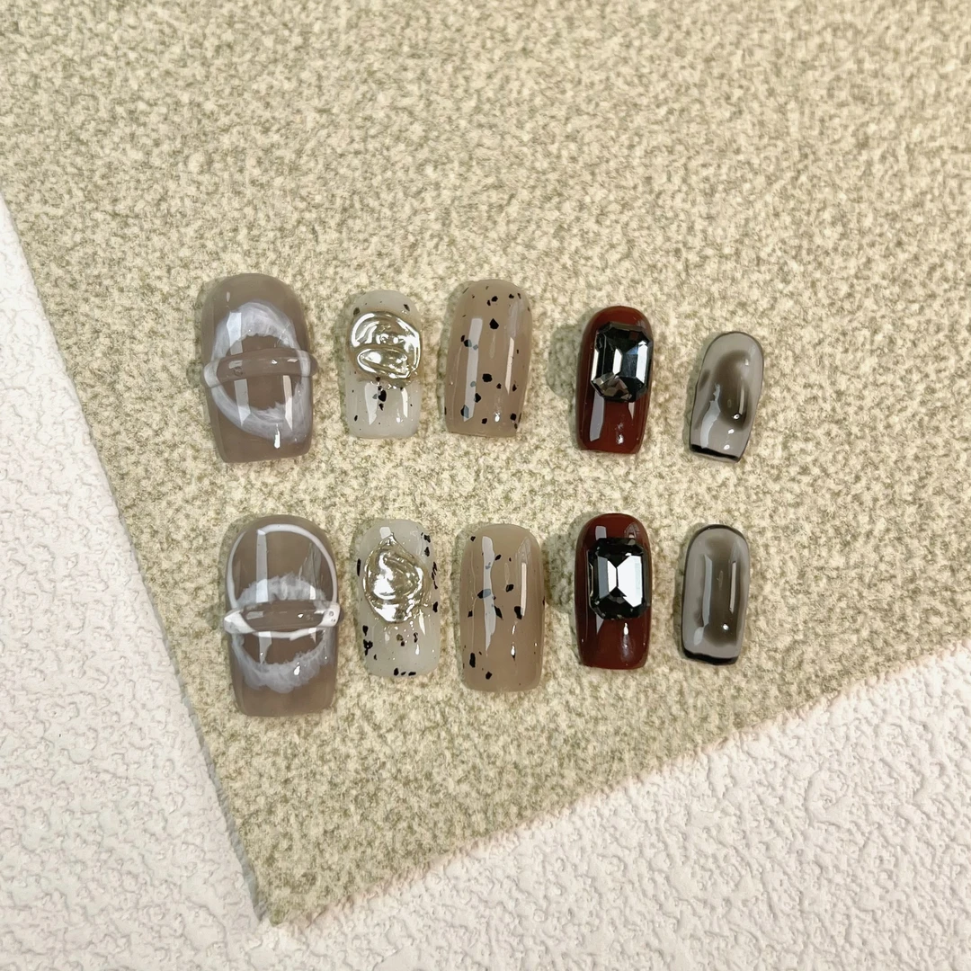 「轻颜」Lolido洛莉朵小众ins纯手工穿戴甲