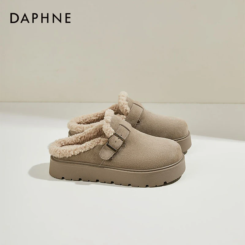 达芙妮厚底毛毛拖鞋女勃肯鞋2025年潮流时髦保暖雪地靴包头半拖鞋