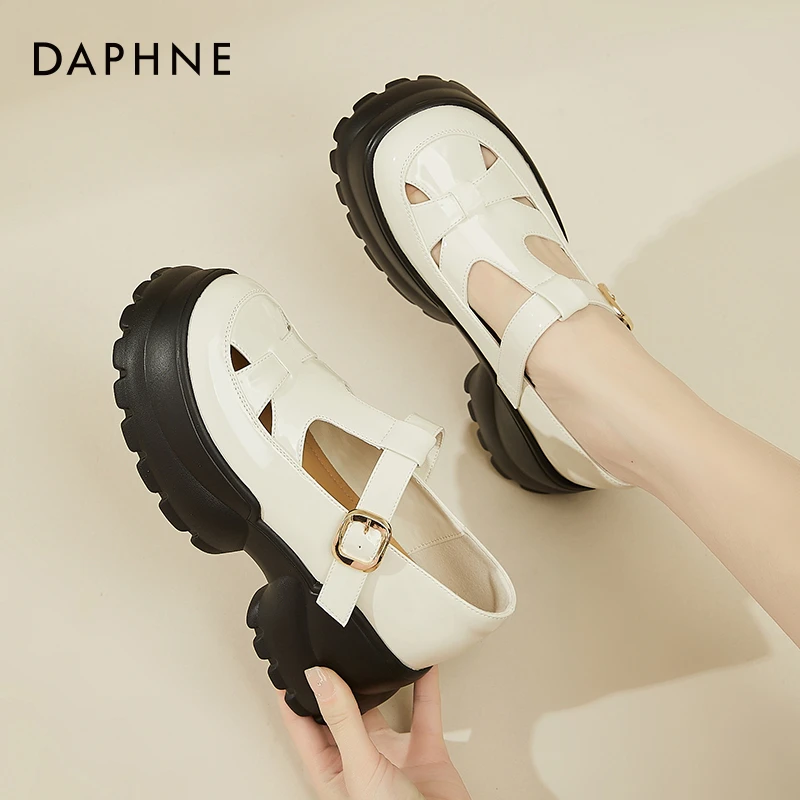 达芙妮松糕厚底包头凉鞋女镂空猪笼鞋2025新款夏季编织玛丽珍女鞋