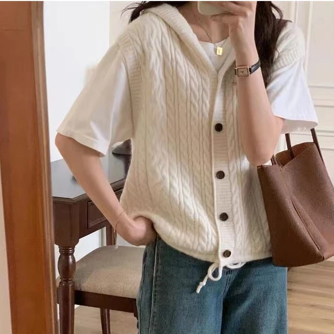 连帽针织马甲女2023年秋季新款女士毛线开线马夹外套洋气百搭外搭