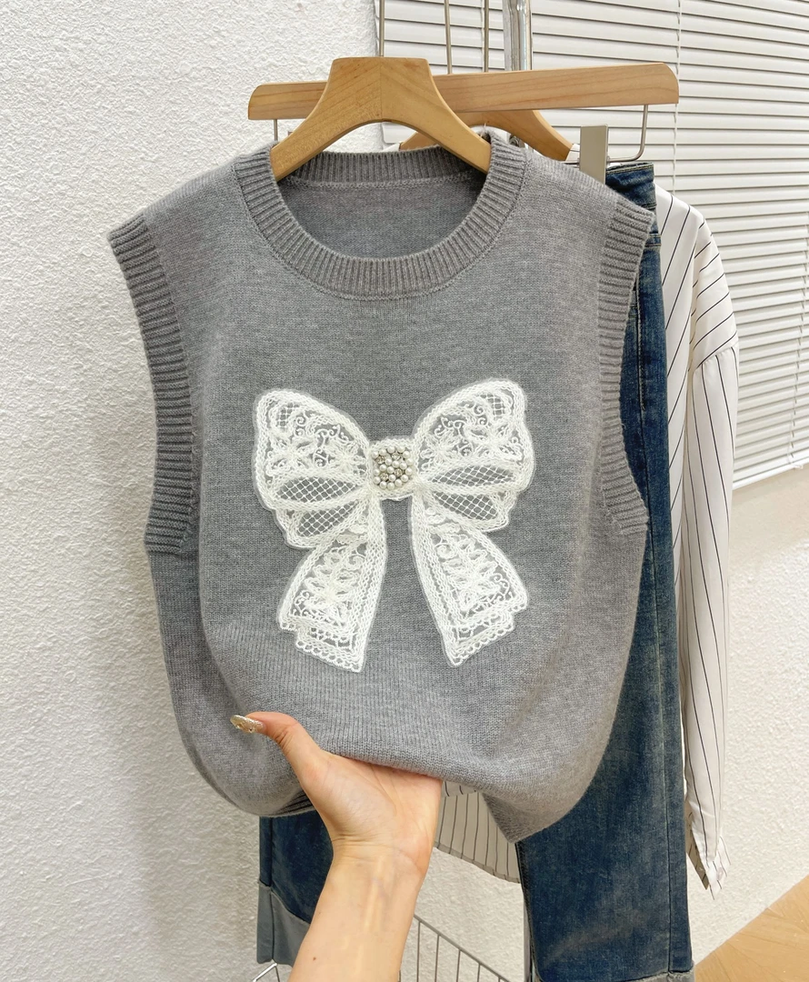 春季洋气珍珠蝴蝶结针织毛衣马甲背心女刺绣百搭内搭马夹外套