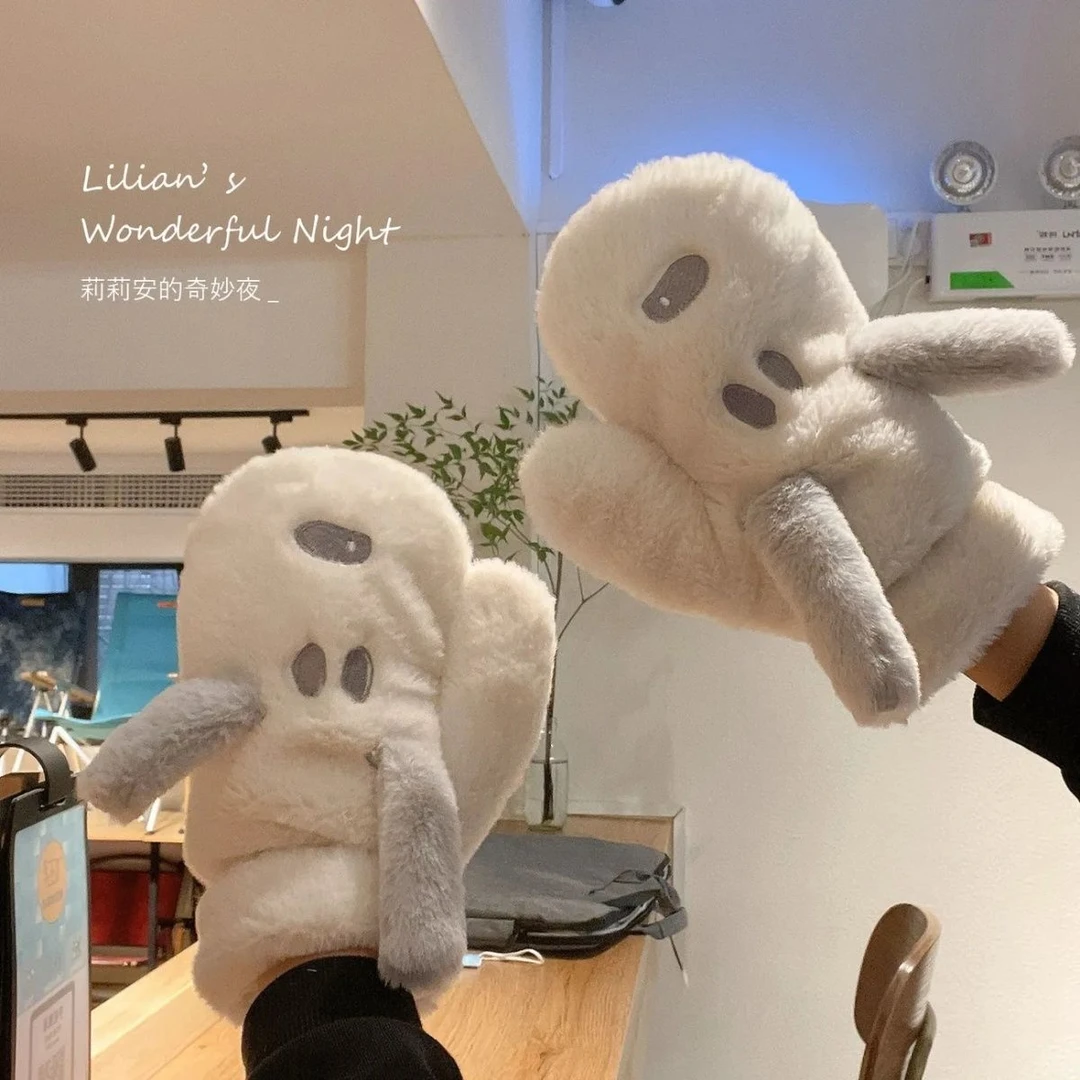 可爱灰色史努比手套小众原创设计韩版卡通冬季保暖抗寒毛绒手套