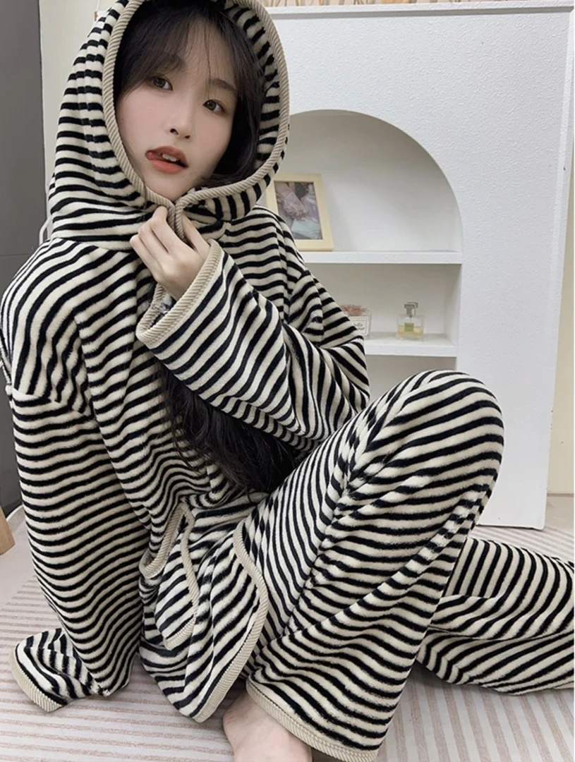 家居服时尚带口袋网红条纹睡衣ins风秋冬季加绒加厚珊瑚绒慵懒风