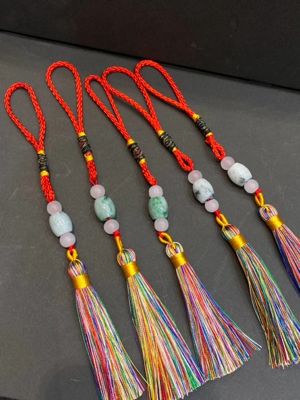 【安哥宠粉福利】多样性发一件，缅甸天然翡翠a货车挂路路通吊坠