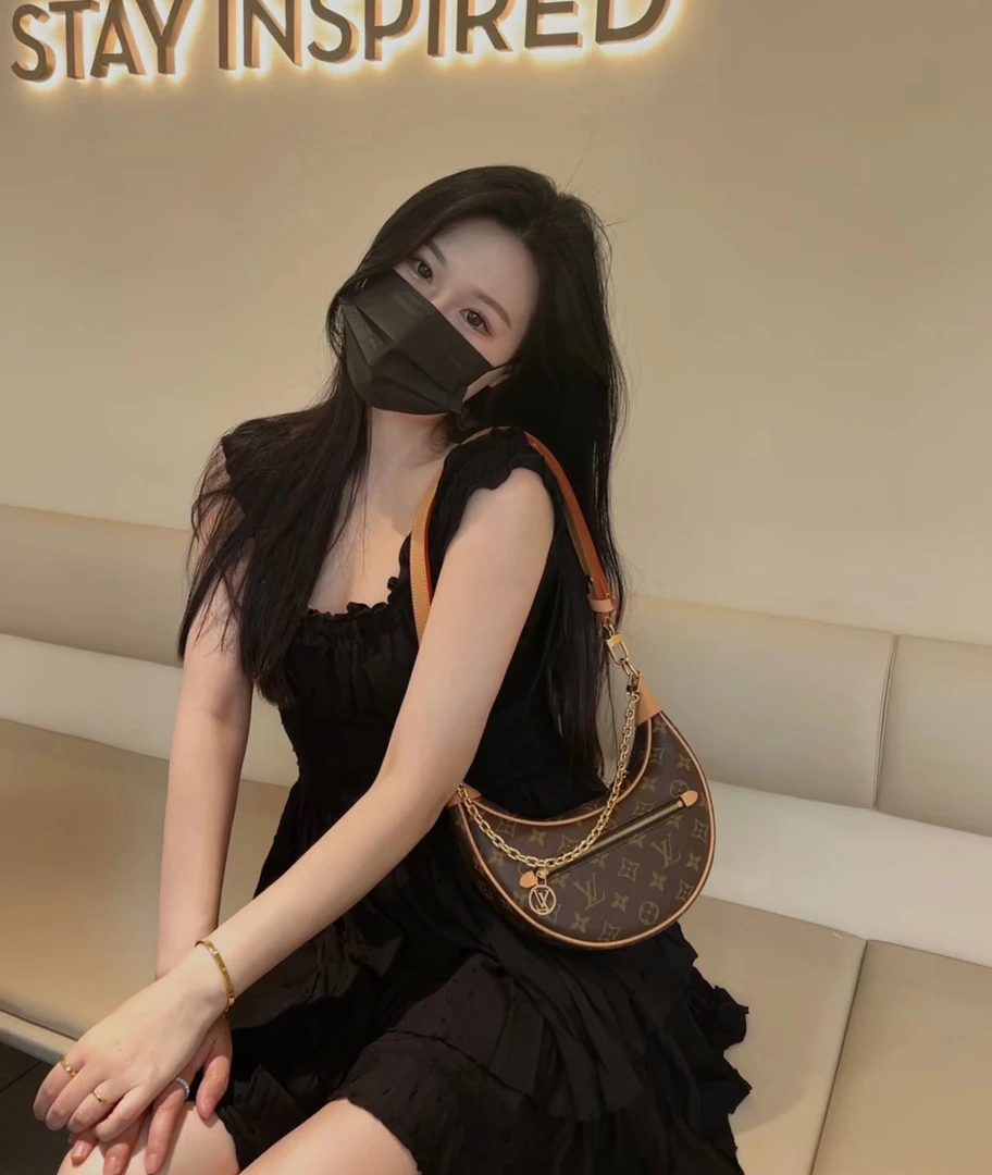 99新 LouisVuitton/路易威登 老花豌豆单肩斜挎包