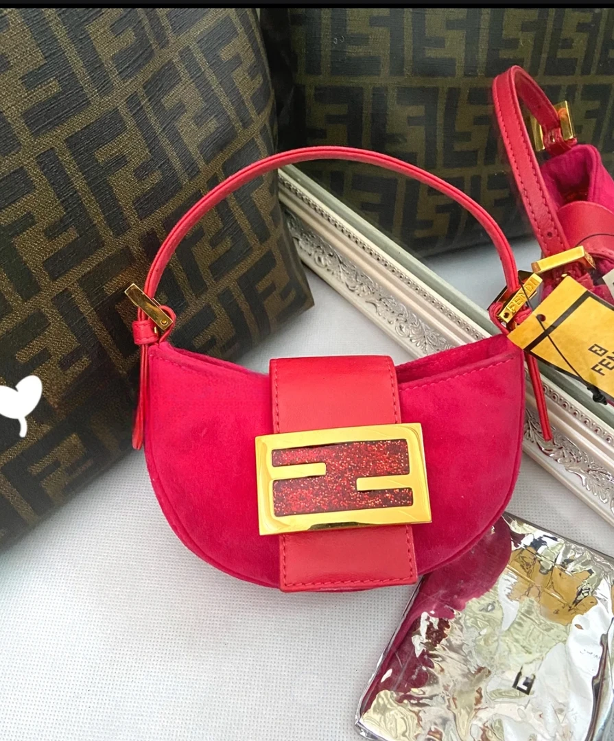 95新 FENDI/芬迪 麂皮星空金扣小元宝