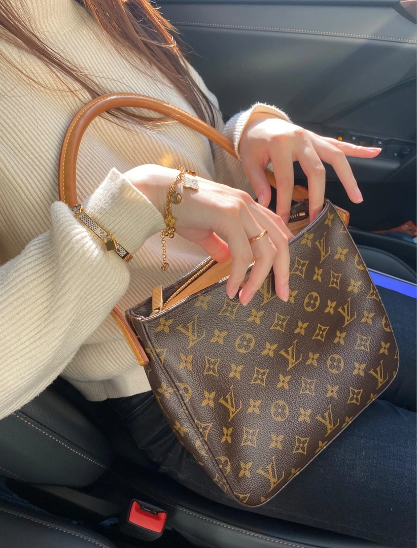95新 LouisVuitton/路易威登 looping中号老花单肩包（植鞣革换新）