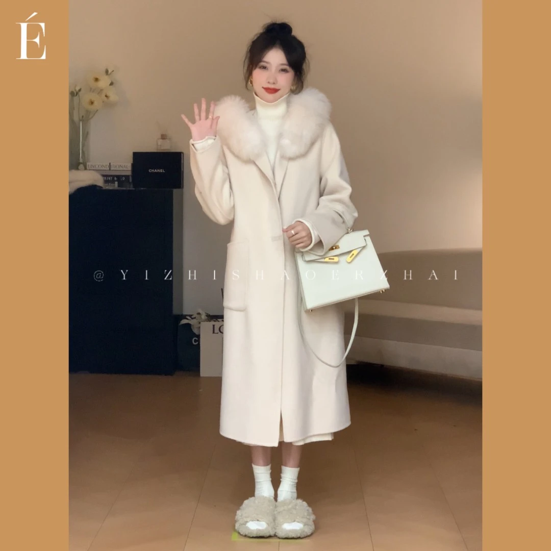 凯哥福利【文澜印社】时尚连帽毛领宽松设计感大衣 J2022101420