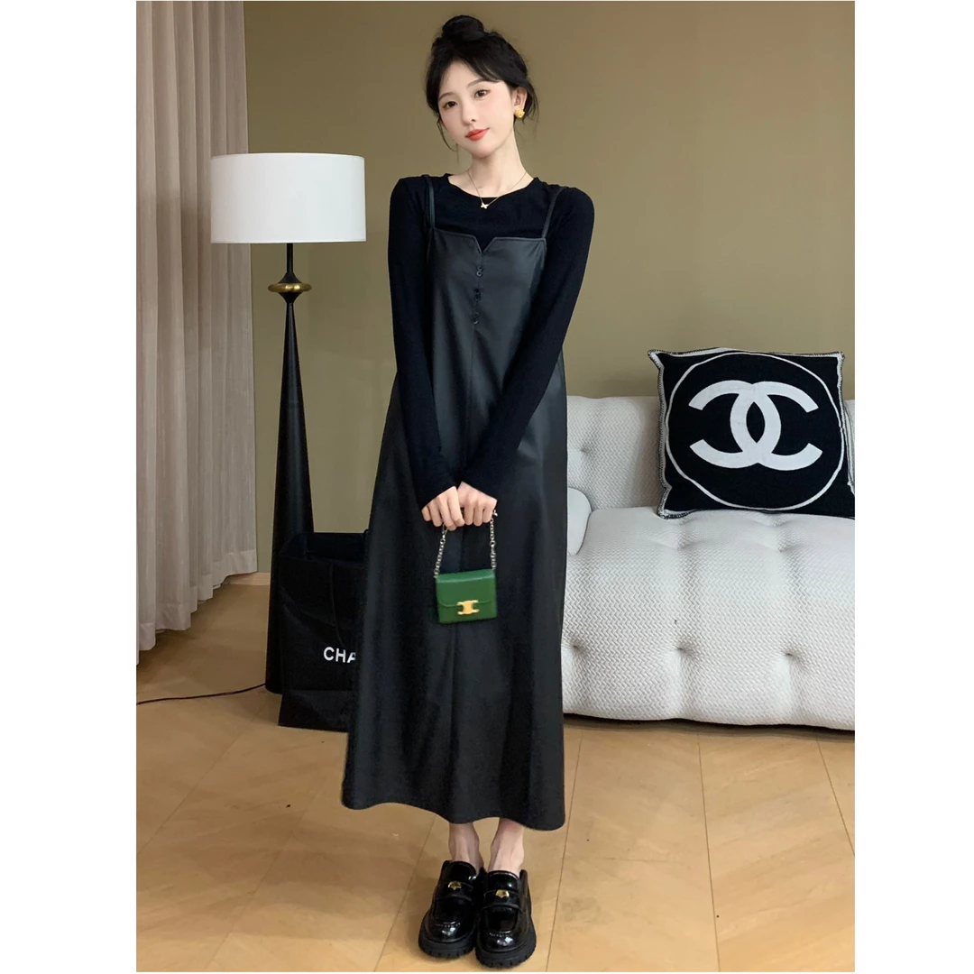 SHAOE清仓专场【上东区】针织衫上衣配吊带皮裙套装S2023082604