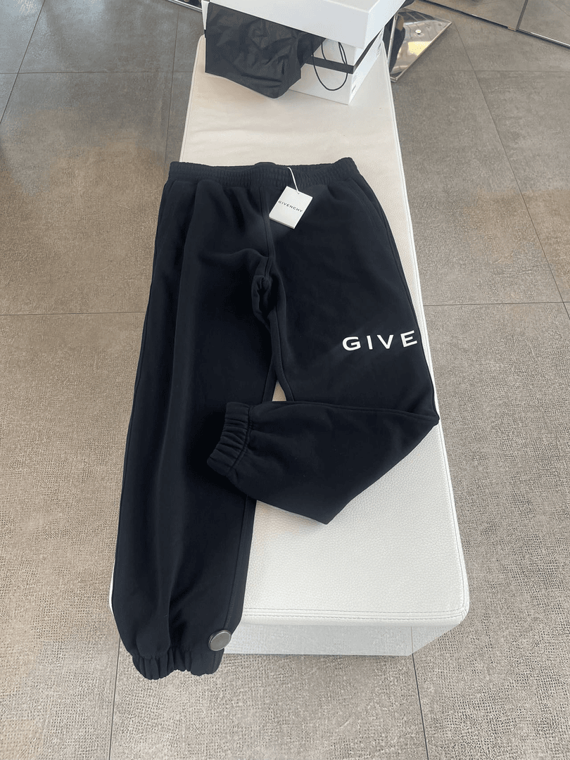 全新未使用 Givenchy/纪梵希 /七七/卫裤