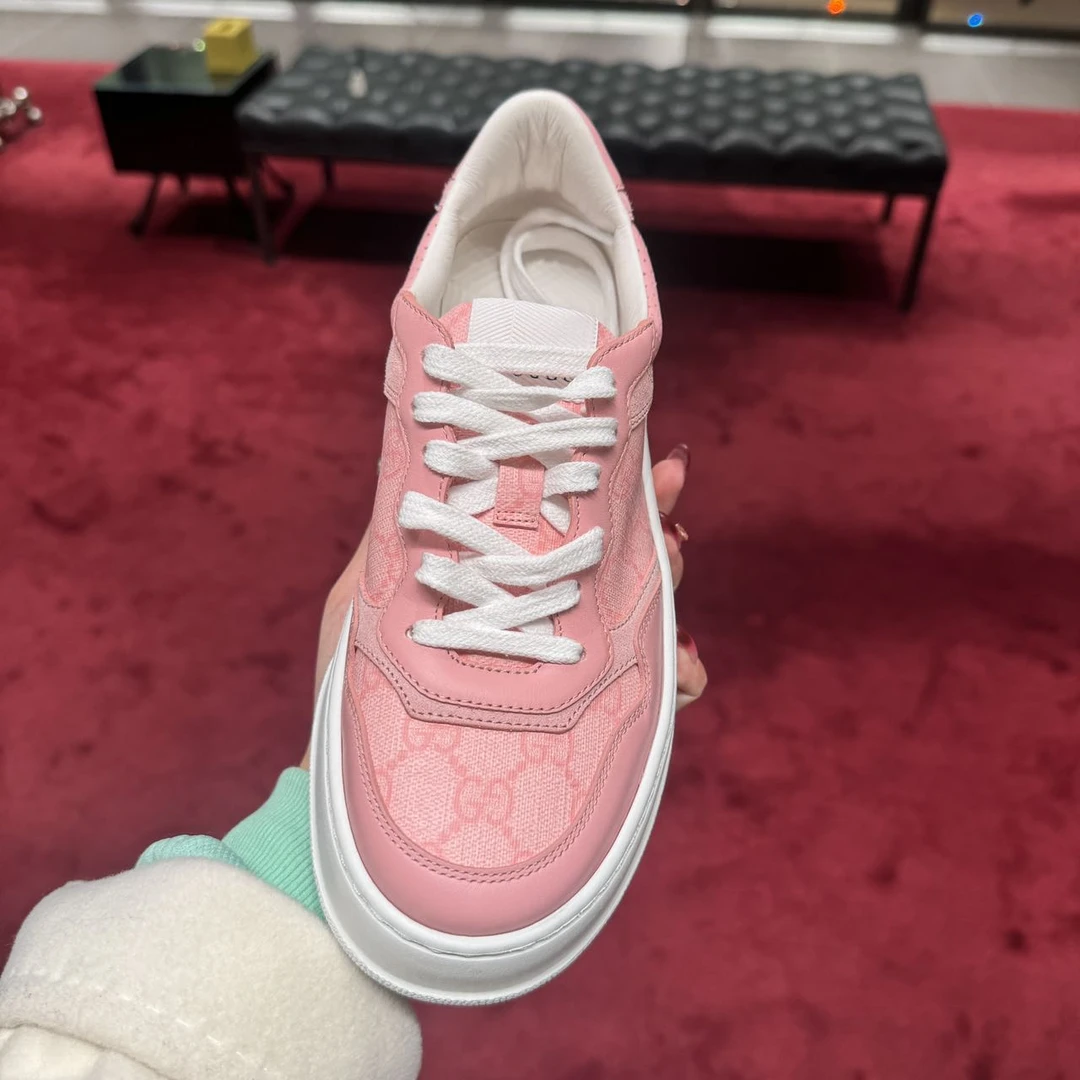 全新未使用 GUCCI/古驰 /XIAOYU/休闲鞋