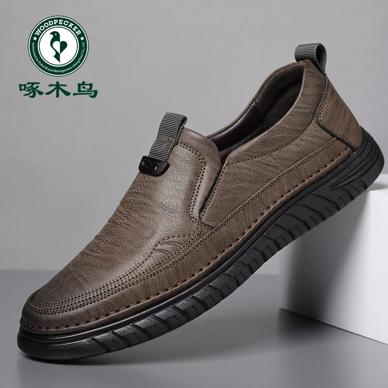 啄木鸟男鞋新款软皮软底休闲皮鞋男士手工上线牛筋底豆豆鞋男款潮
