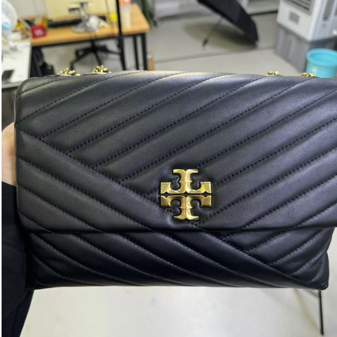 99新 TORY BURCH/汤丽柏琦 kira大号黑金链条包/TS021086
