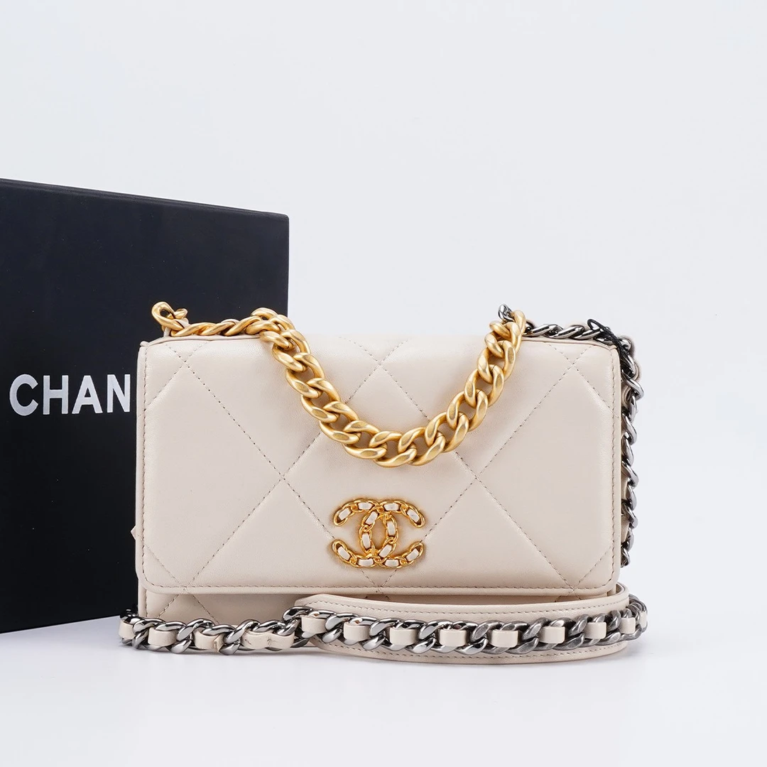 95新 Chanel/香奈儿  19bag woc包白色/BG22013621