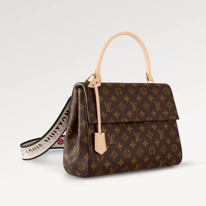 95新 LouisVuitton/路易威登 clunybb老花卡其肩带包BGK108900002
