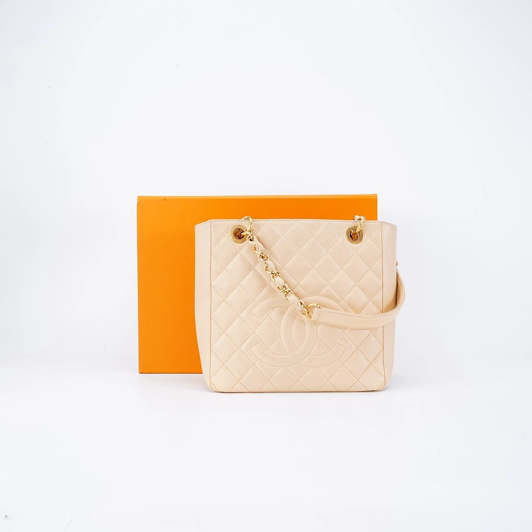 95新 Chanel/香奈儿 95新  香奈儿 pst荔枝纹米金包/BG22000792