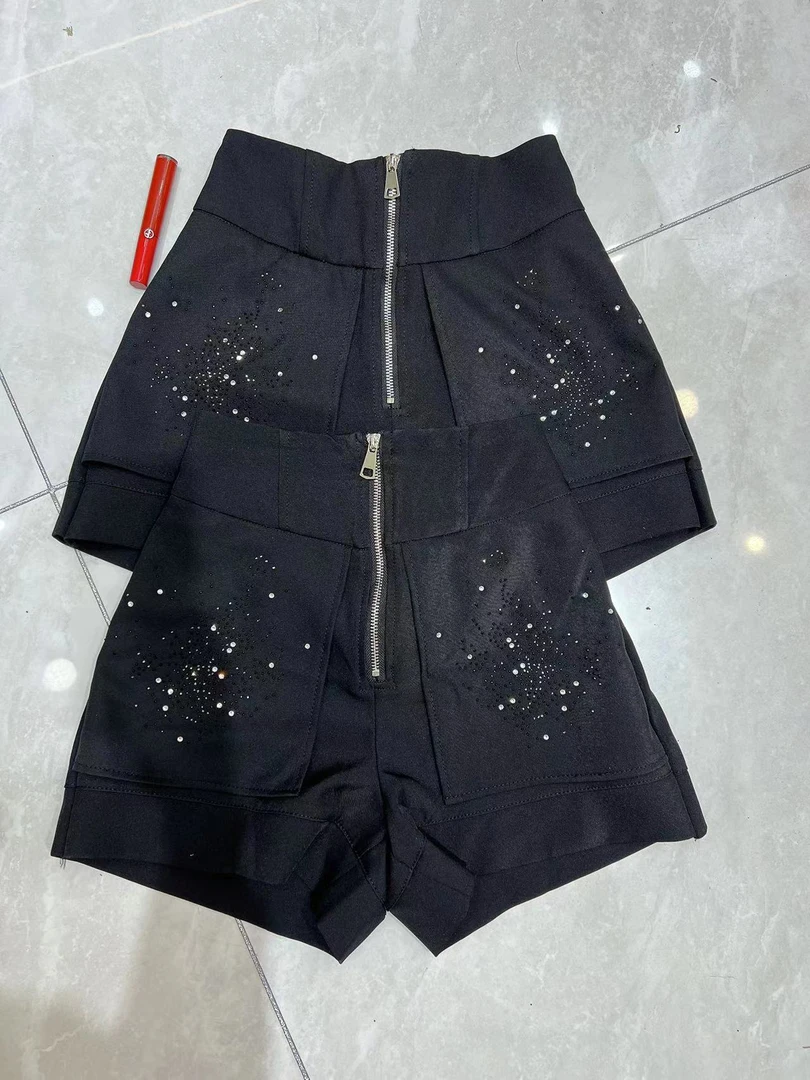 新款秋款重工烫钻显瘦时尚百搭短裤9971