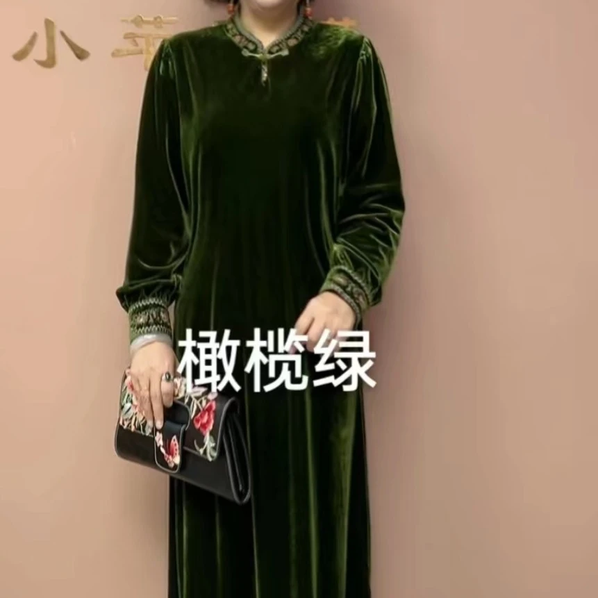 高品质妈妈丝绒连衣裙国风刺绣大码显瘦气质长裙