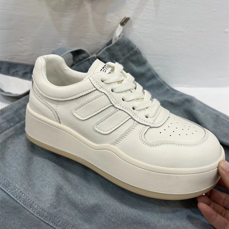 21397白色休闲鞋时尚百搭