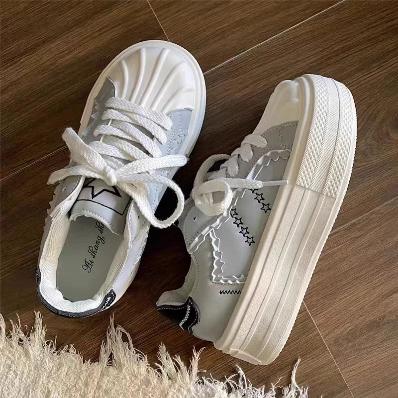 贝壳鞋2024春季新款原创小众学生增高小白鞋轻便舒适厚底板鞋