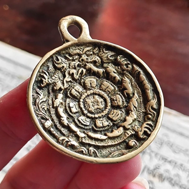 西藏藏传九宫牌 宽42毫米 高51毫米挂件把件腰挂