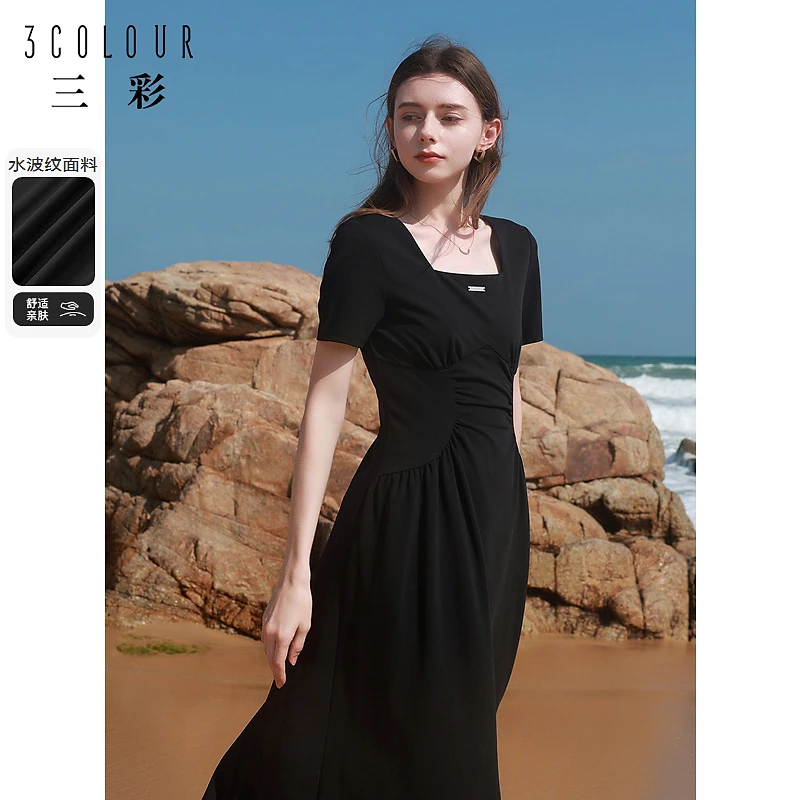 三彩2024夏季新款法式方领开叉小黑裙连衣裙黑色长裙气质修身女