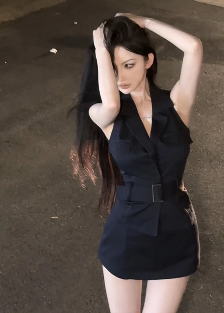 【PAN】  气质高级感  性感修身马甲背心上衣+收腰显瘦A字裙裤P624