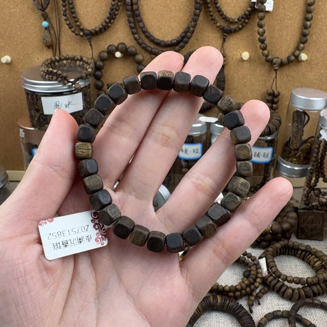 沉香手串谢**?方珠沉水单圈海南