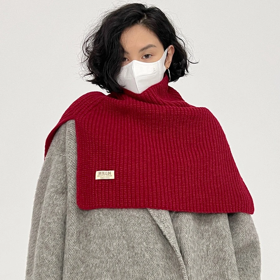 中世纪斗篷2024红色过年披肩中高领高级感洋气针织配大衣百搭女