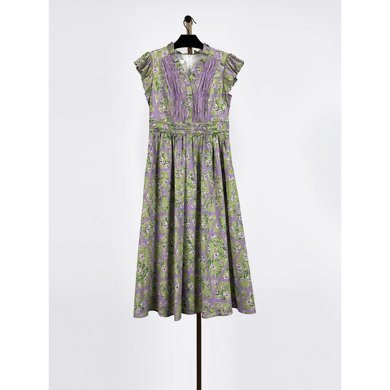 春夏新款重工刺绣气质减龄连衣裙 伊8851F