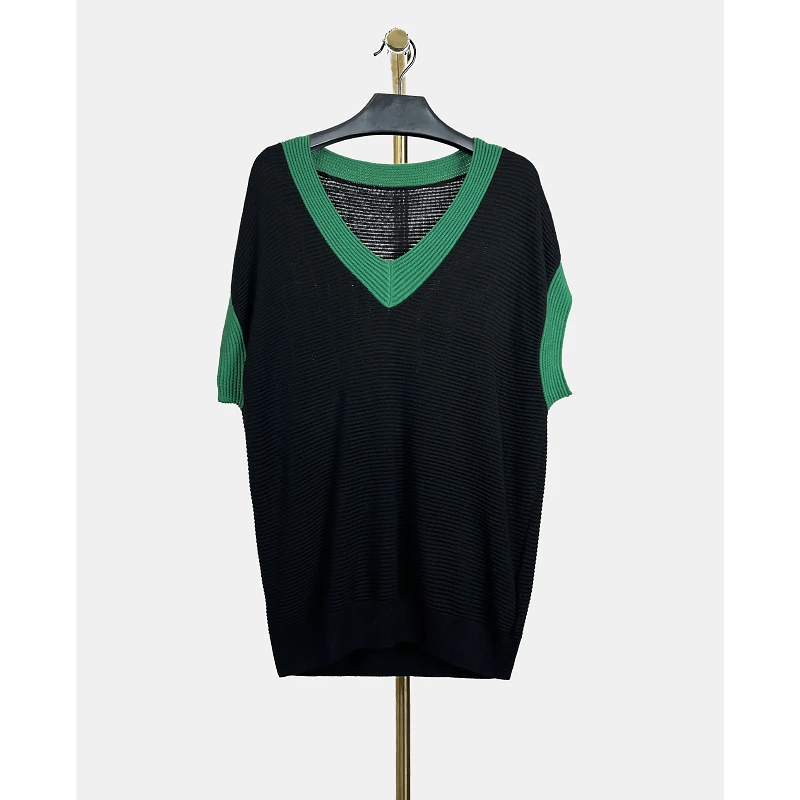 台湾品牌高端毛衣秋冬新款洋气上衣 绮2266C