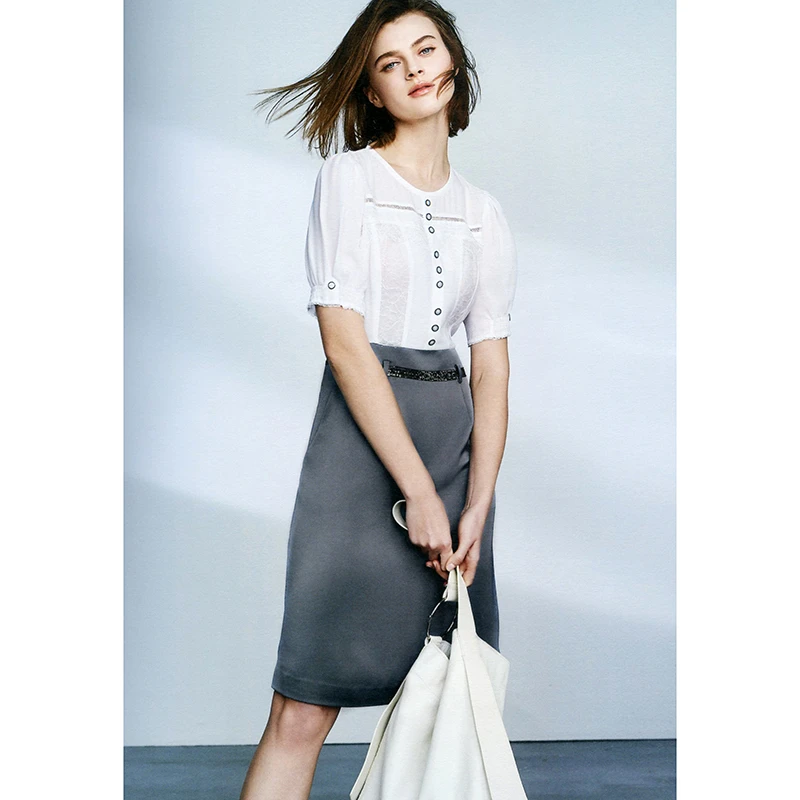 春夏新款重工刺绣气质减龄连衣裙 伊2217F