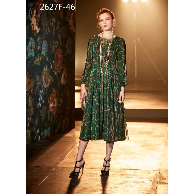 秋冬新款洋气时尚休闲连衣裙 伊2627F