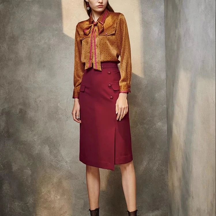 秋冬新款蝴蝶结方领时尚优雅气质上衣 赫9225A