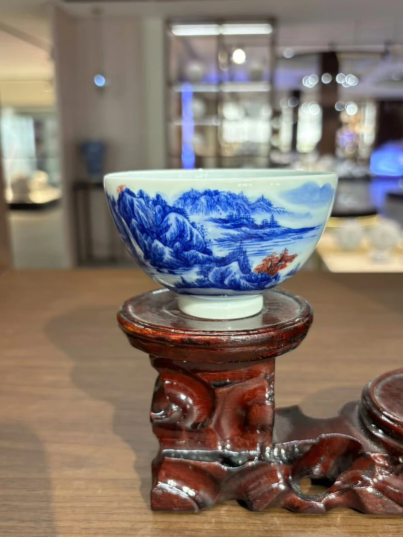 景德镇陶瓷青花山水鸡心杯