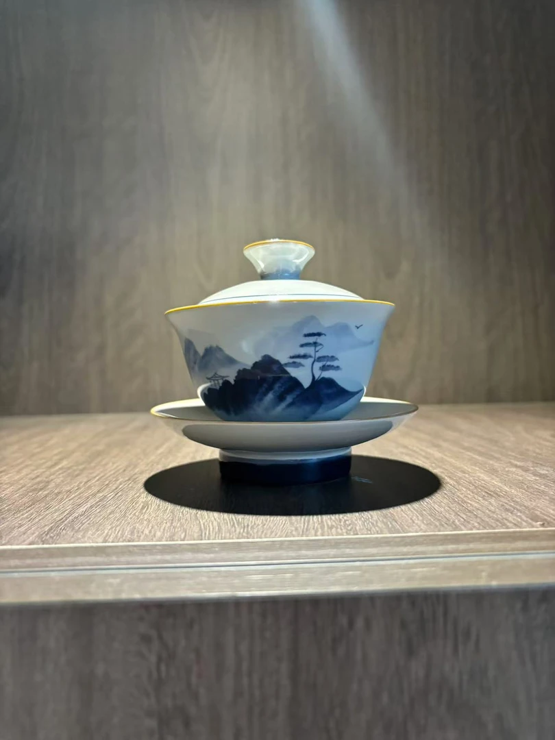 景德镇陶瓷山水三才盖碗