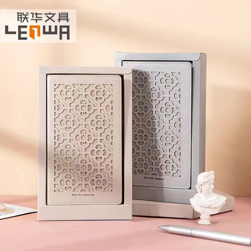 联华a5镂空皮本-   18996D