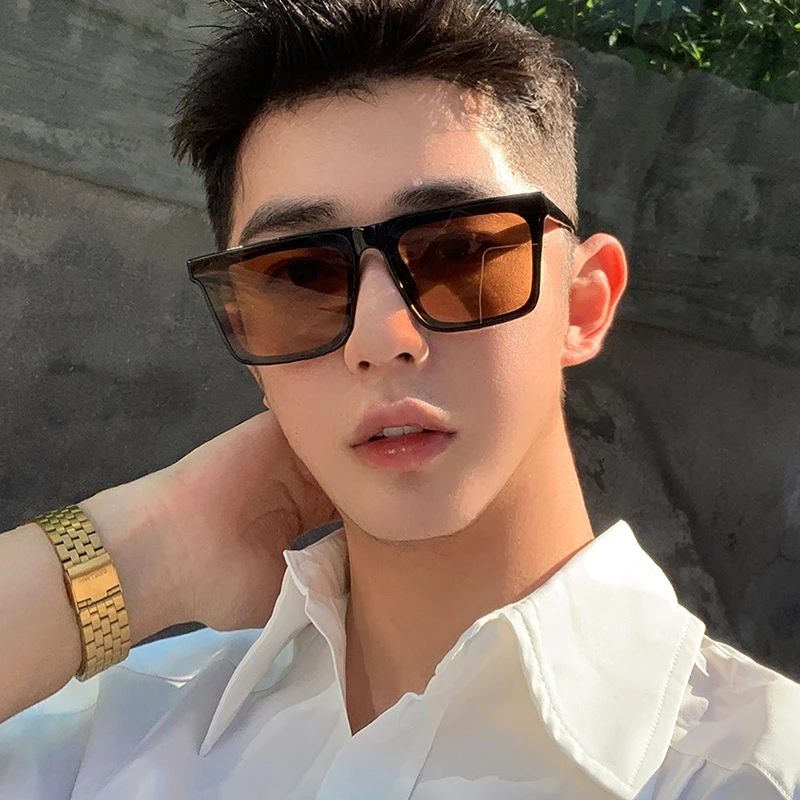 时尚新款高级感墨镜男士开车专用太阳眼镜男生潮流驾驶镜旅游茶色