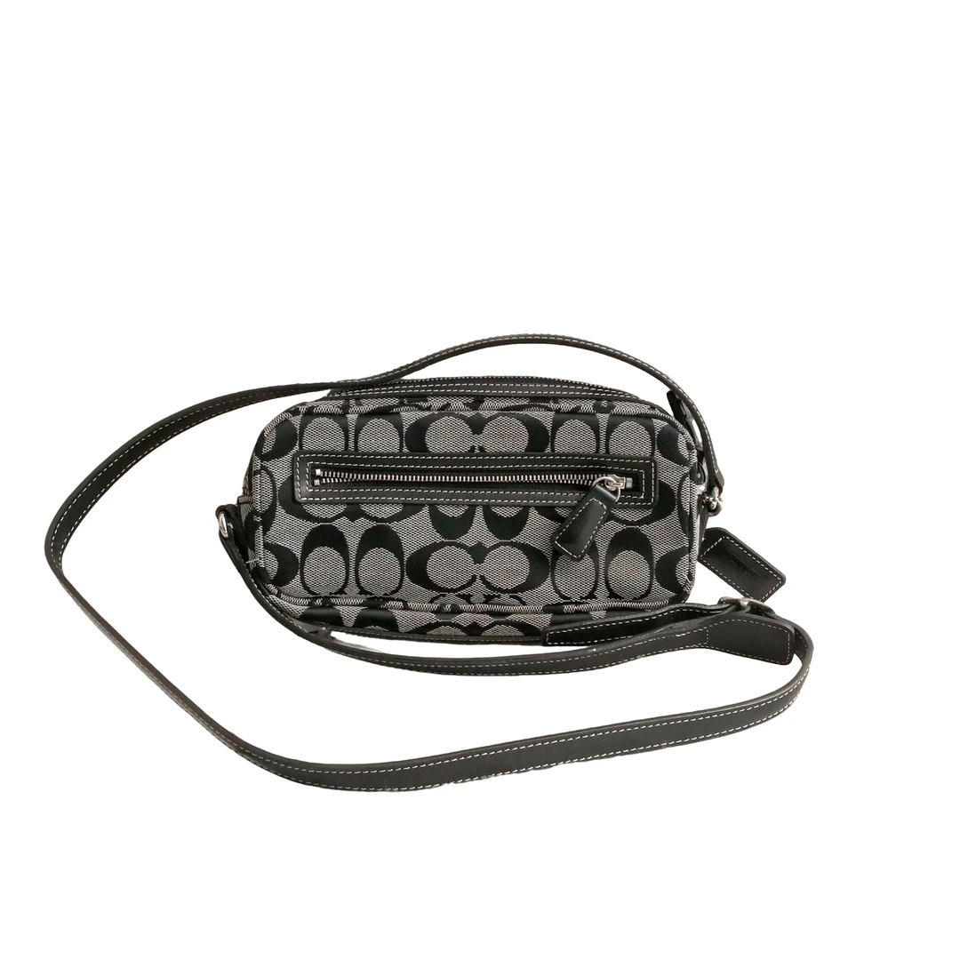 95新 COACH/蔻驰 coach 黑老花小盒子包 102015