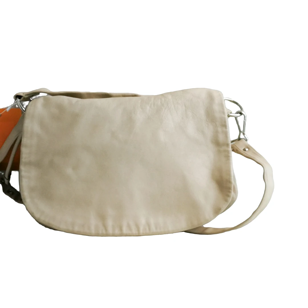 95新 COACH/蔻驰 淡粉色大斜挎包包51620