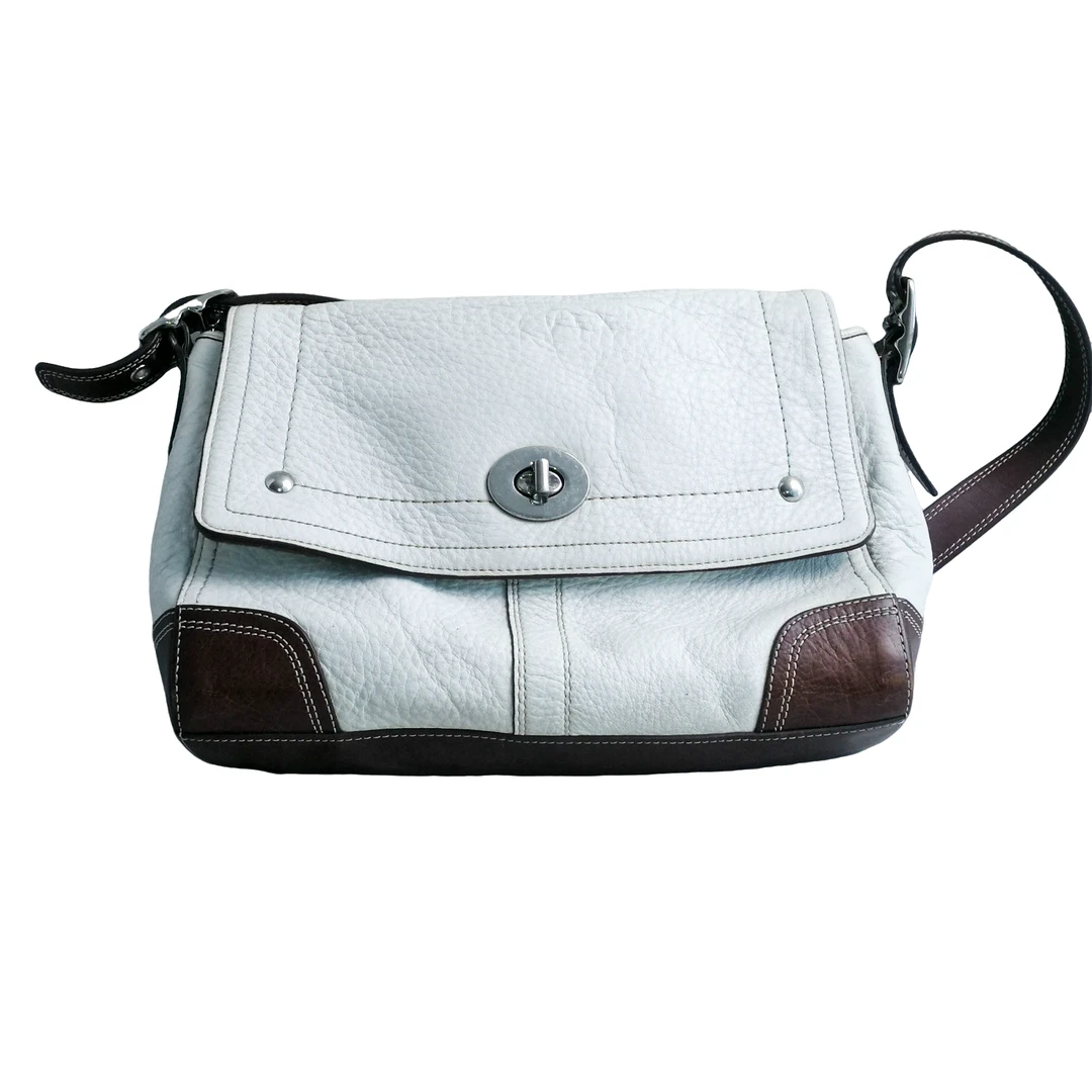 95新 COACH/蔻驰 coach 白色拼皮邮差包  102906