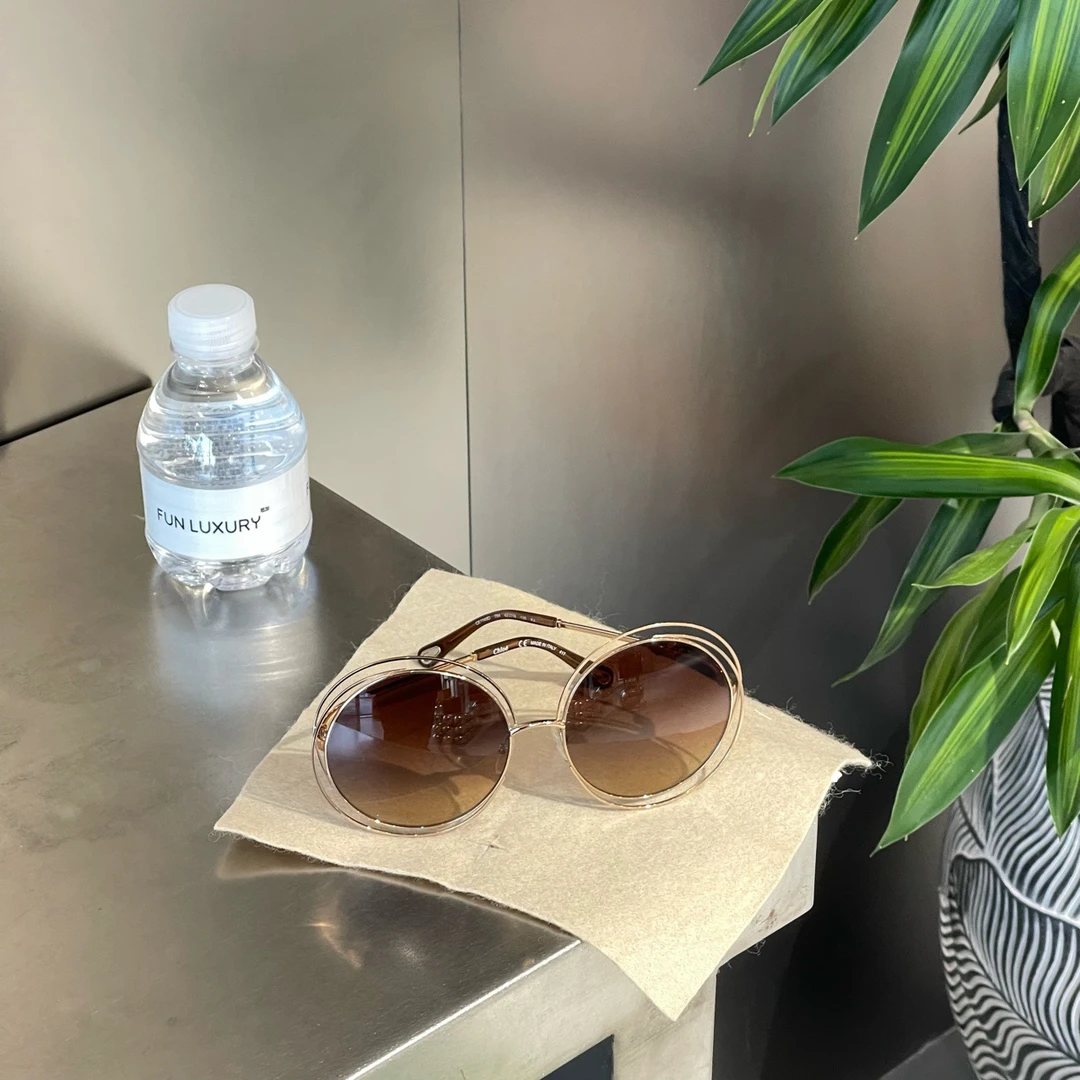 95新 Chloe/蔻依 95新 Chole蔻依 大圆框环绕 茶色墨镜 西